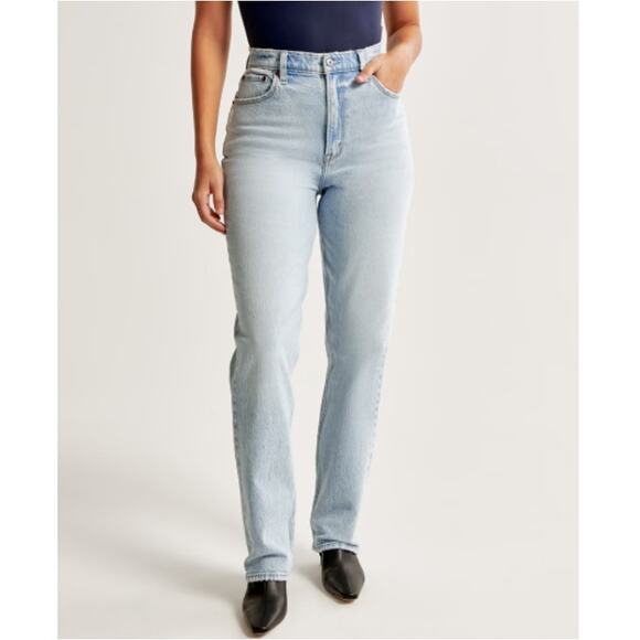 Abercrombie & Fitch Curve Love Ultra High Rise 90s Straight Jeans Size 34 - Picture 1 of 10